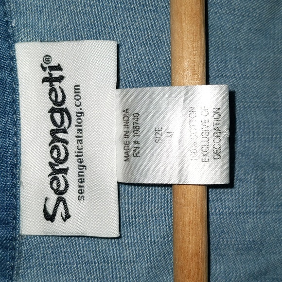 Serengeti Women's Size M 100% Cotton Denim Look Embellished Sleeveless Top - Picture 7 of 9